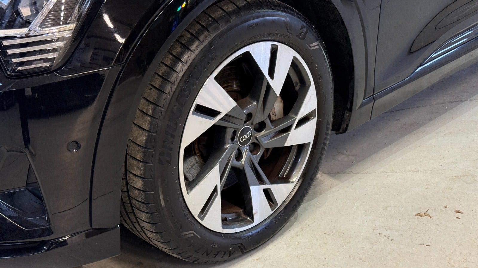 Billede af Audi e-tron 50 S-line quattro