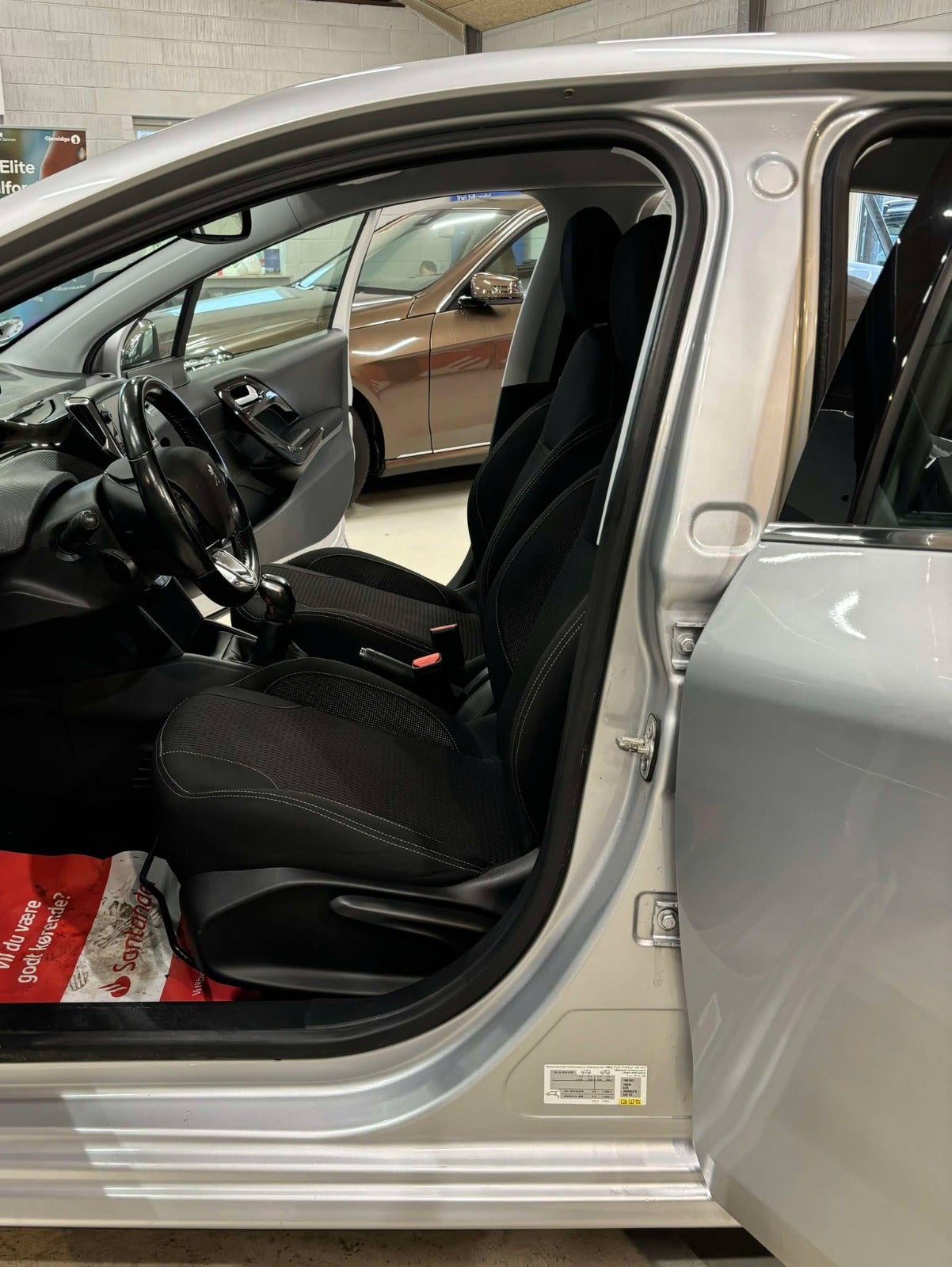 Billede af Peugeot 208 1,6 BlueHDi 75 Desire