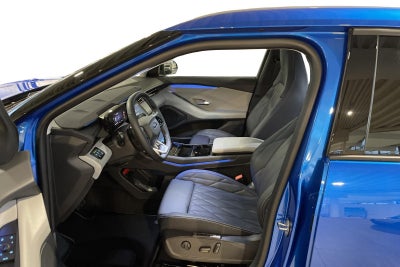 Ford Explorer Premium Extended Range - 4