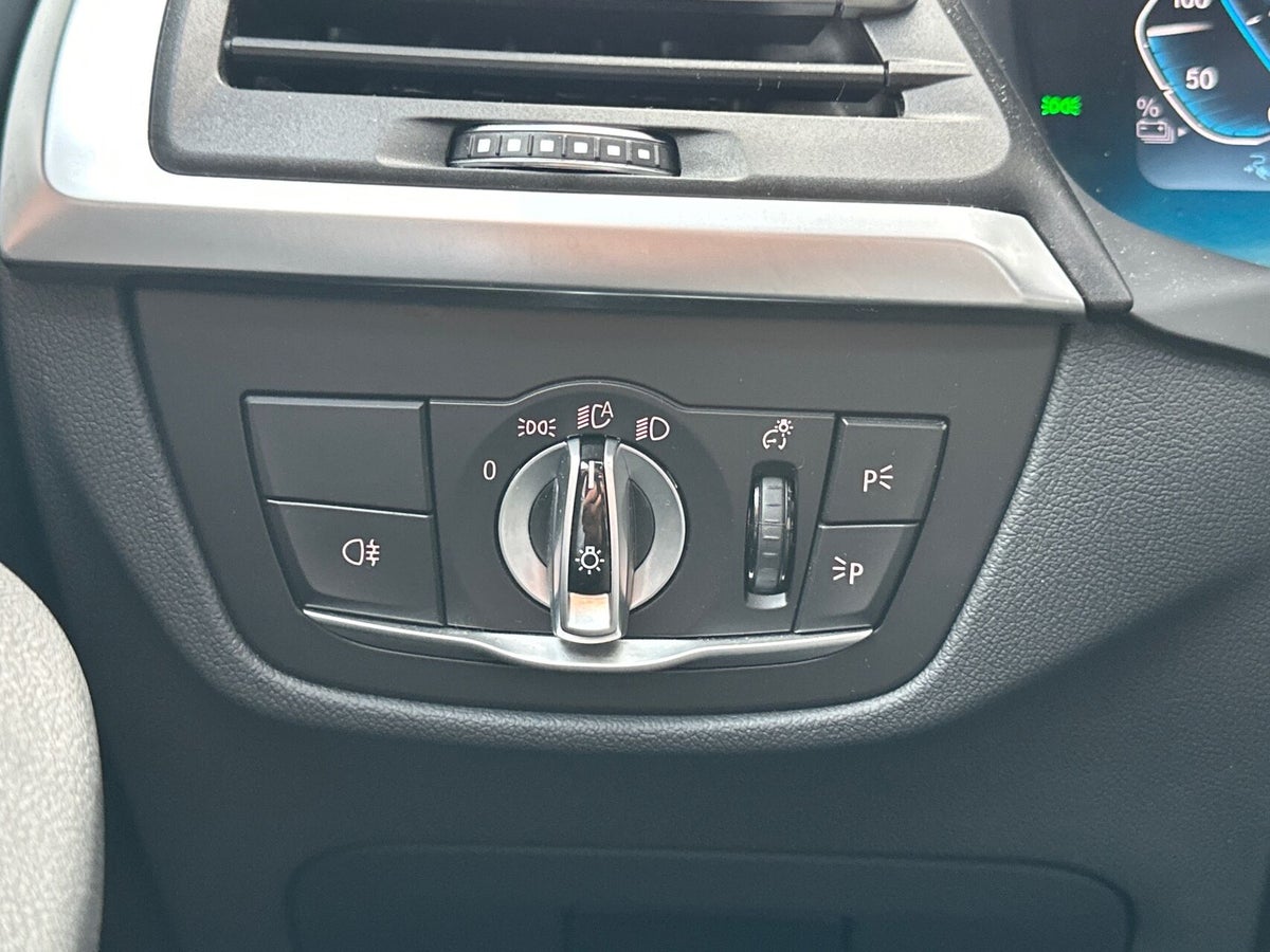 BMW iX3 Charged M-Sport billede 20