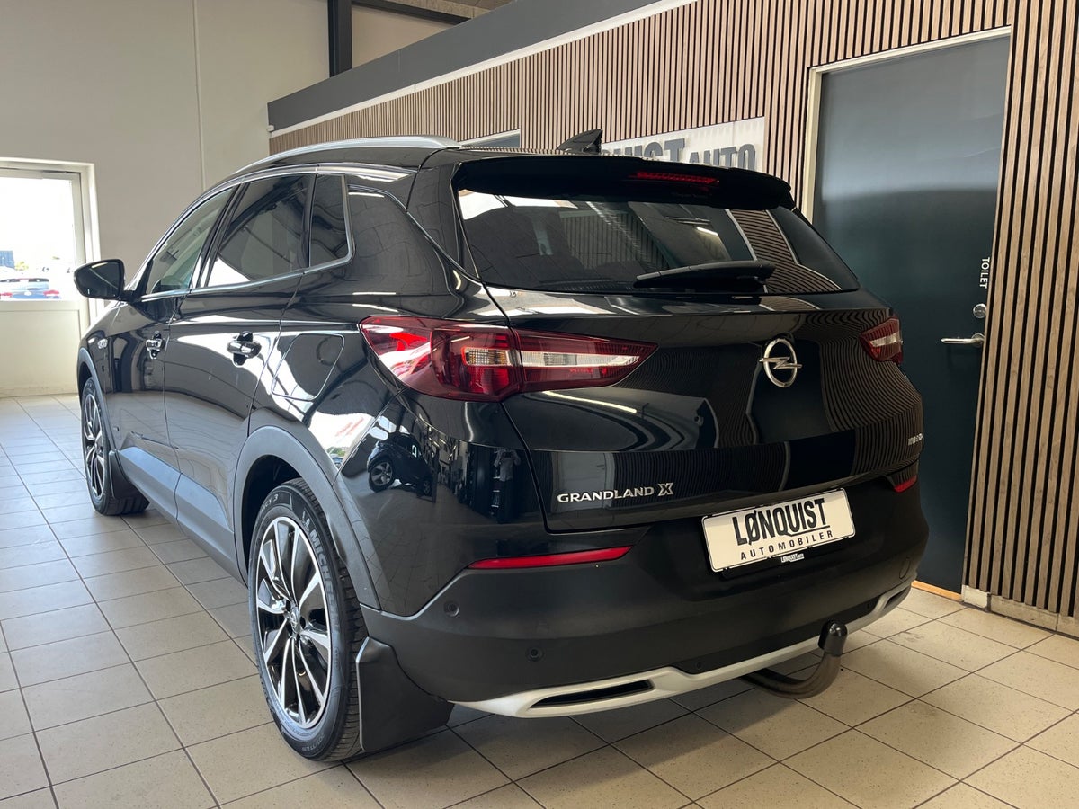 Opel Grandland X Hybrid Exclusive aut. Opel Grandland X Hybrid Exclusive aut.