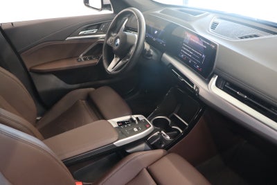 BMW iX1 xDrive30 X-Line