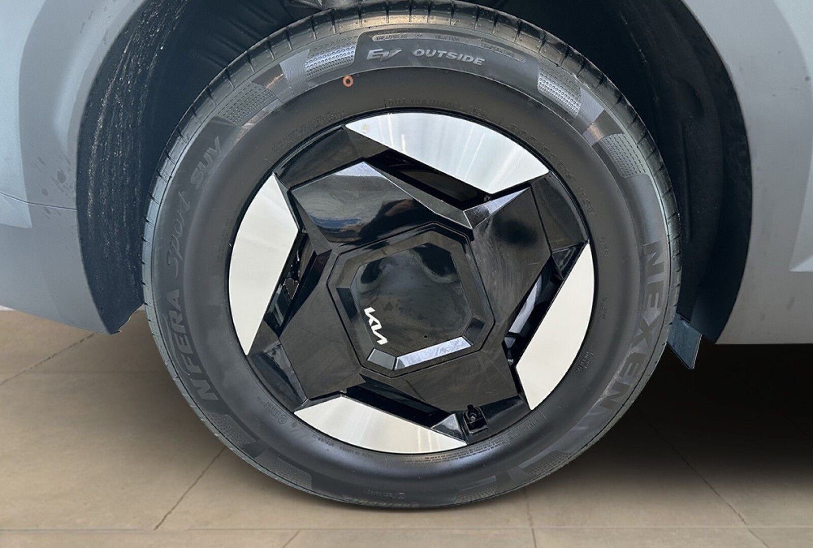 Kia EV9 Standard Range Upgrade RWD 7prs