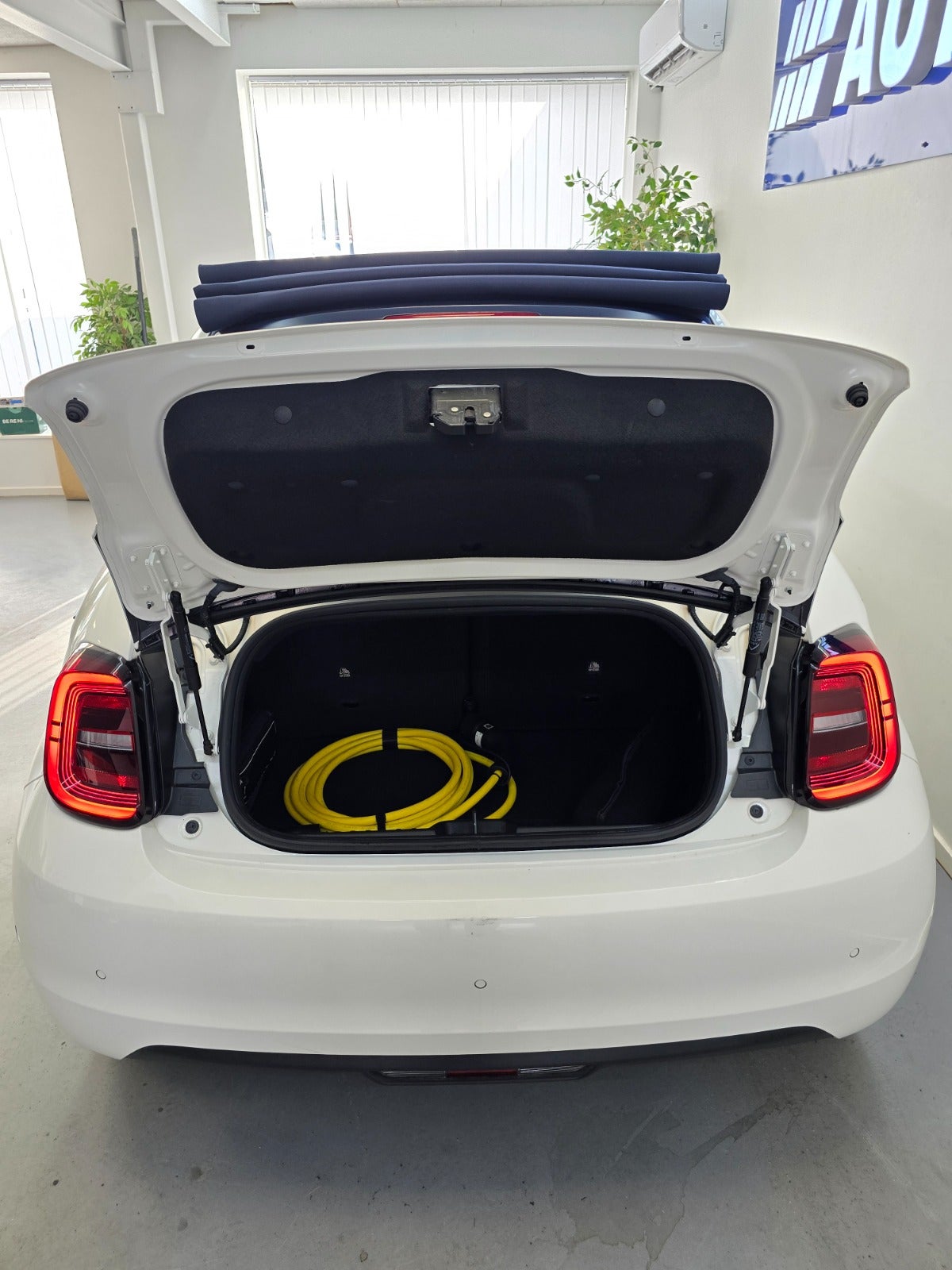Billede af Fiat 500e 42 Icon Cabrio