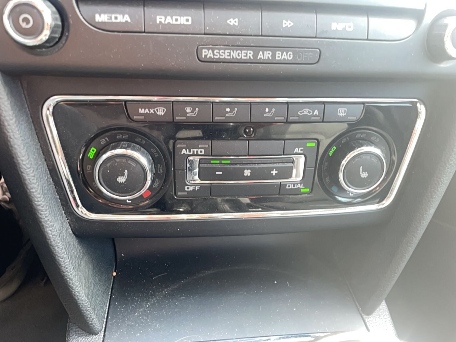 Skoda Superb TSi 125 Ambition Combi - billede 14