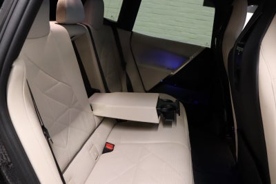 BMW iX xDrive40 Fully Charged