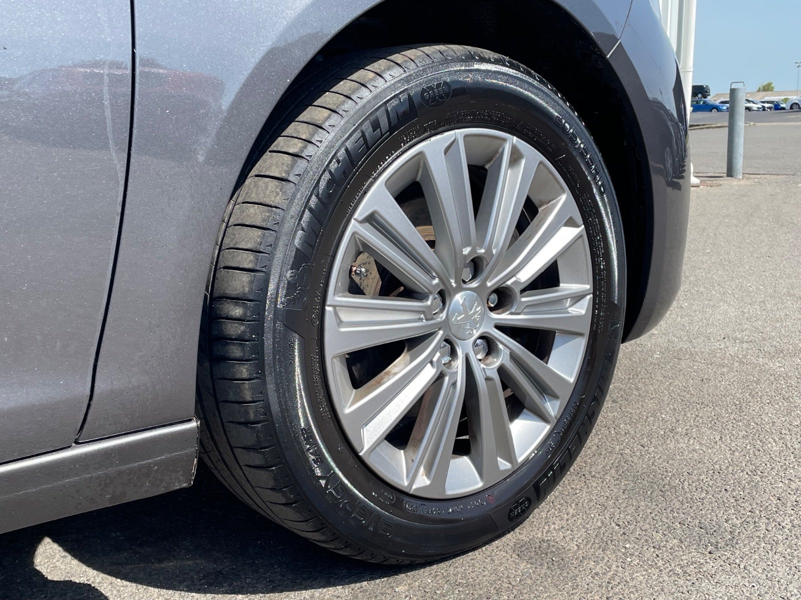 Billede af Peugeot 308 1,5 BlueHDi 130 Allure Sky
