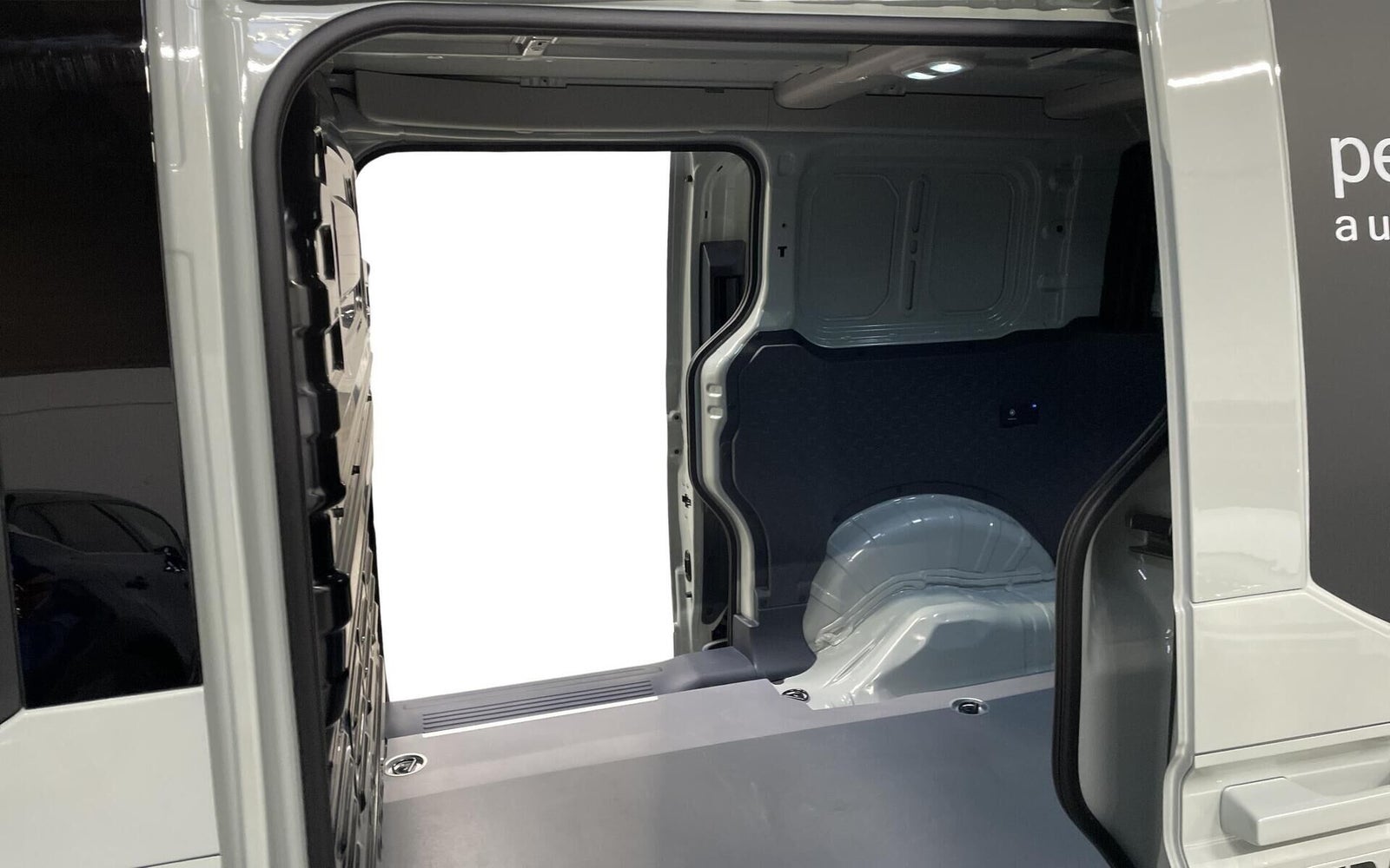 Kia PV5 Long Range Work Pro