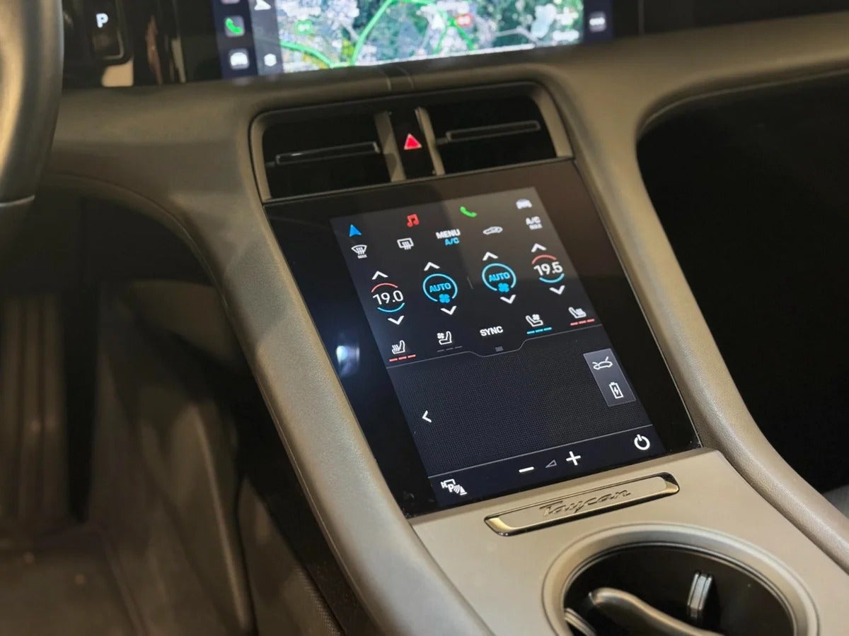 Porsche – Taycan 4S