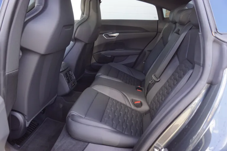 Audi e-tron GT quattro