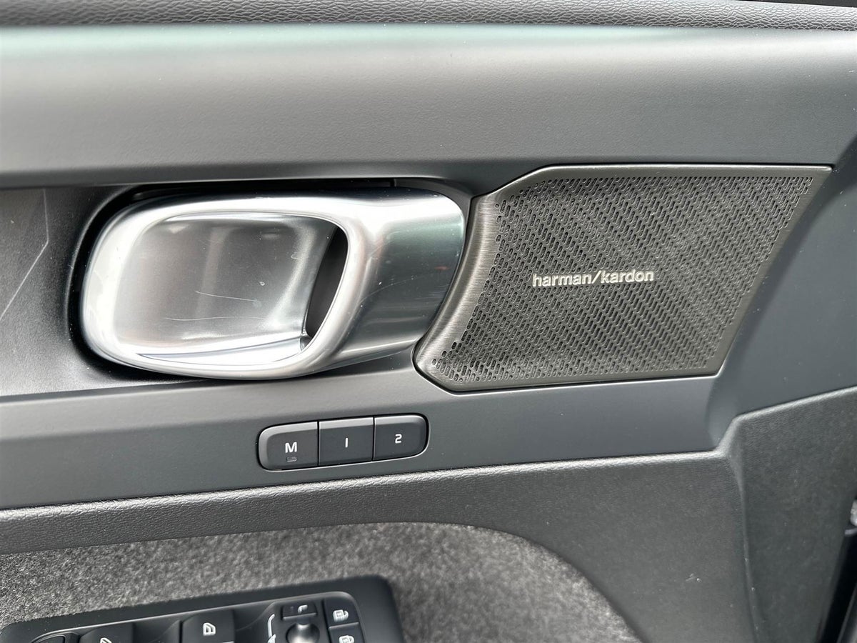 Volvo EX40 Extended Range Black Edition Excess billede 5