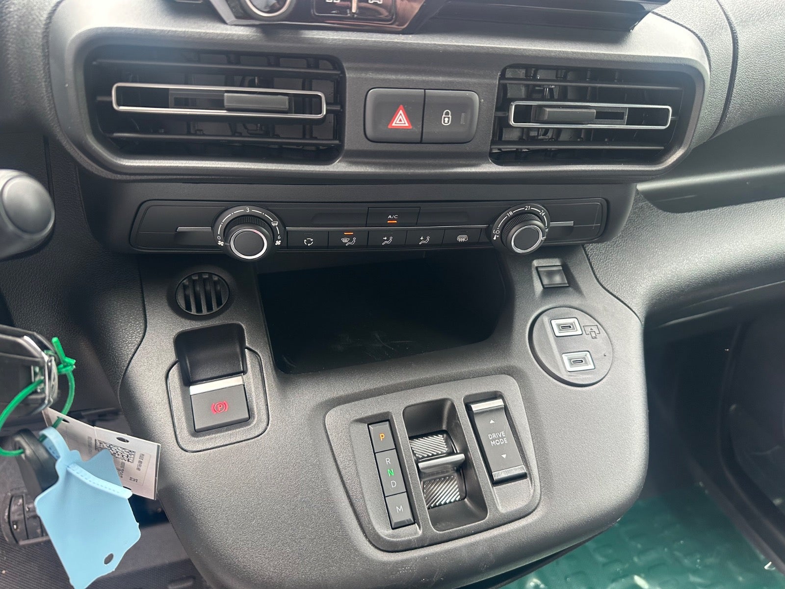 Peugeot Partner BlueHDi 130 L1V1 Plus EAT8 Van