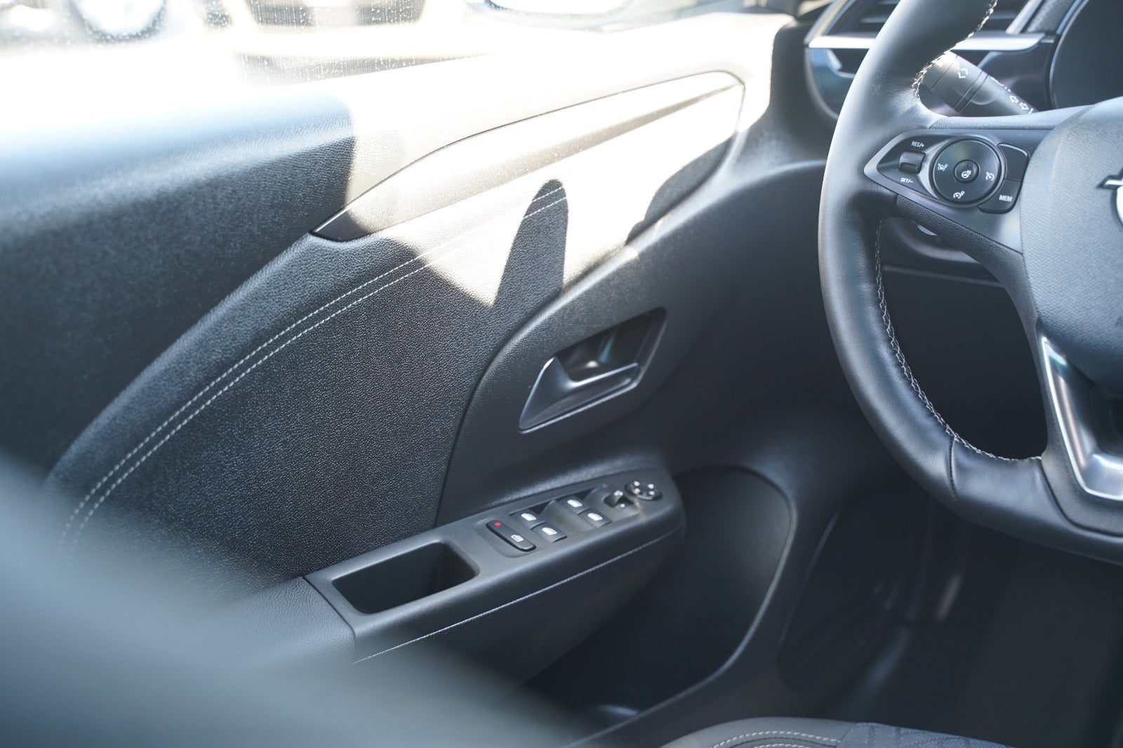 Billede af Opel Corsa 1,2 T 100 Elegance Sky