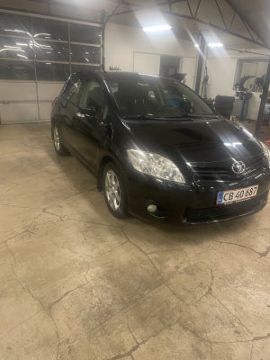 Toyota Auris 1,6 T2 M/M 5d