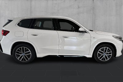 BMW iX1 eDrive20 M-Sport BMW iX1 eDrive20 M-Sport - 1