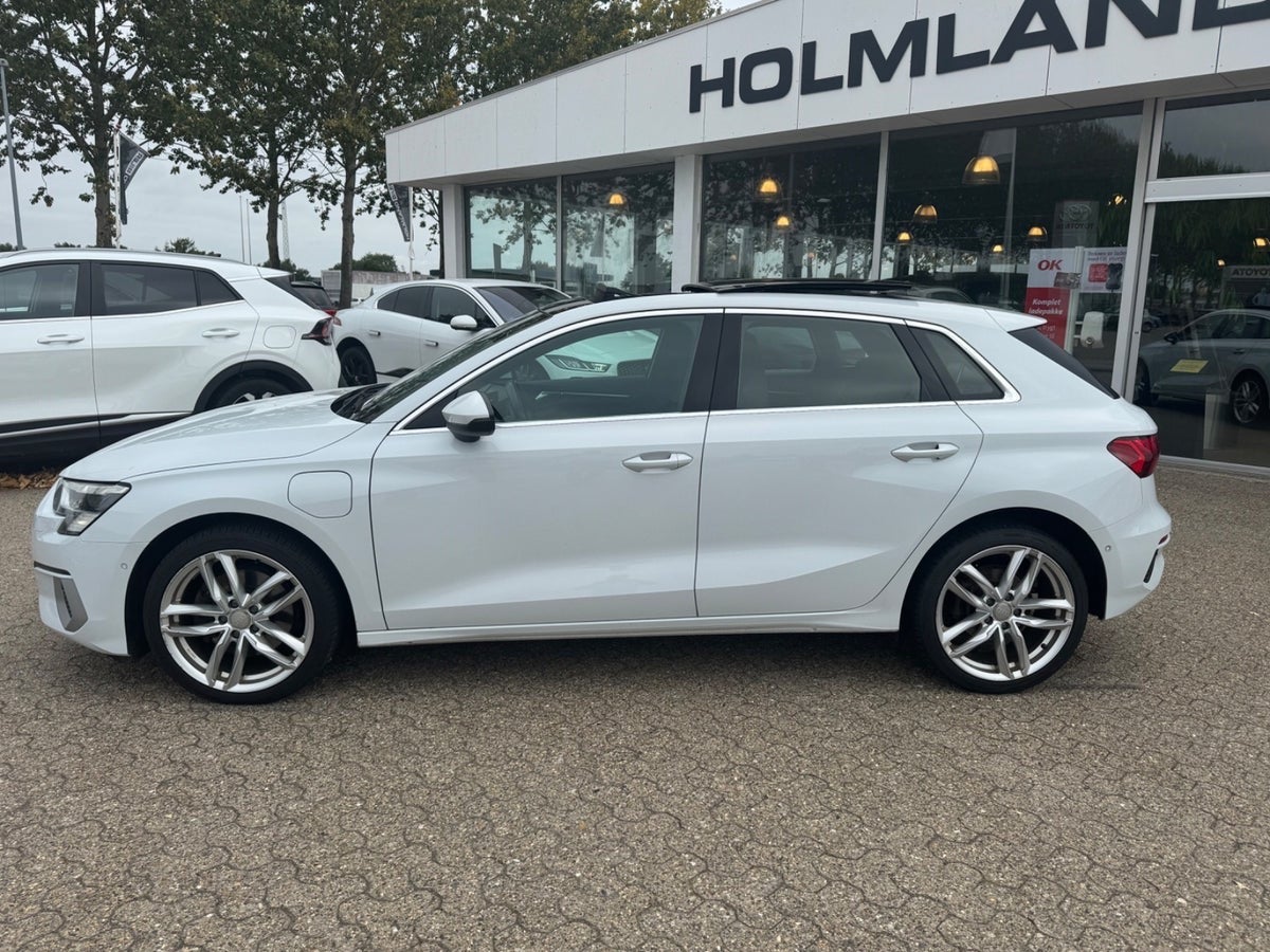 Audi A3 TFSi e Prestige Sportback S-tr.