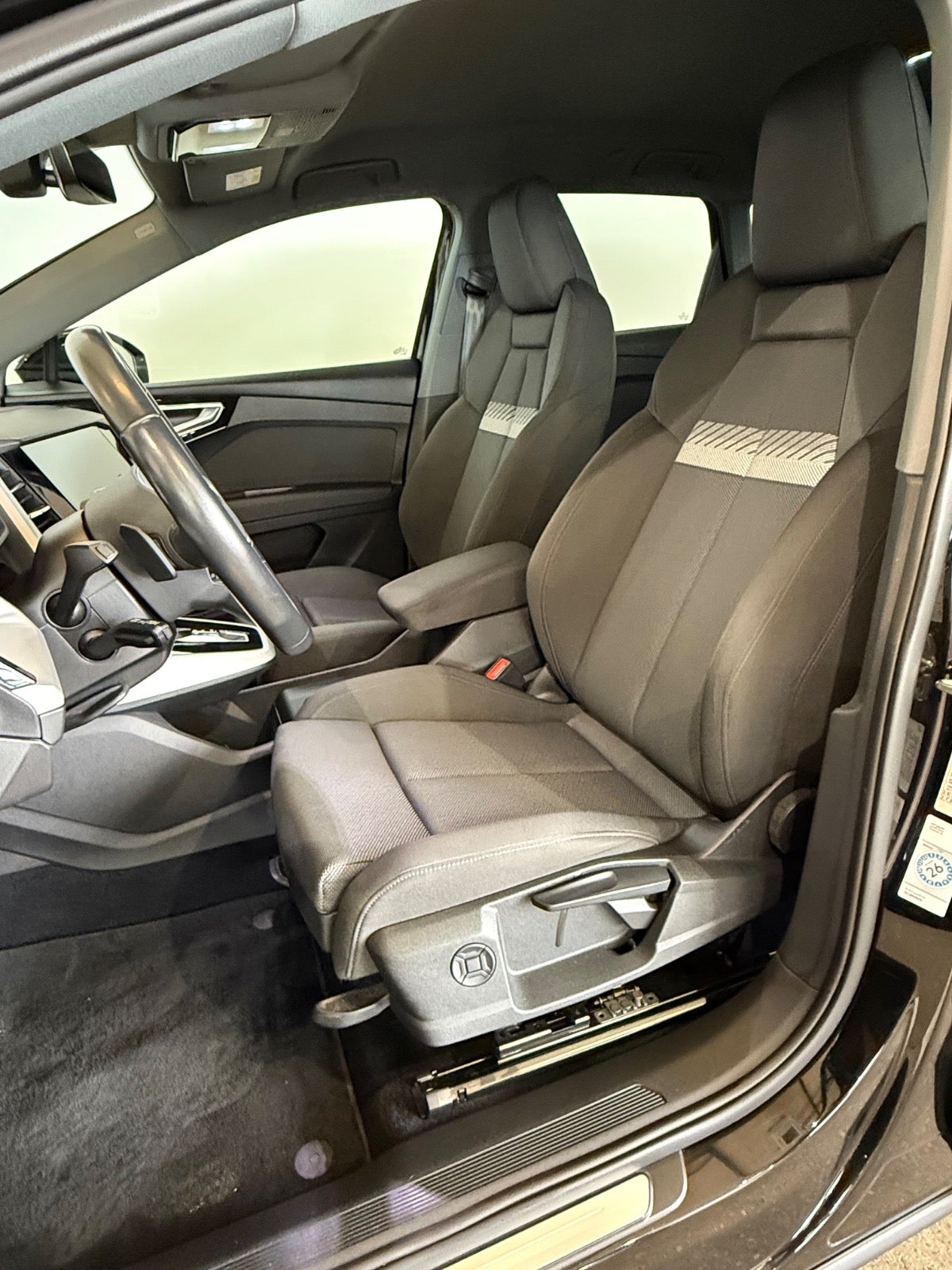 Audi Q4 e-tron Advanced