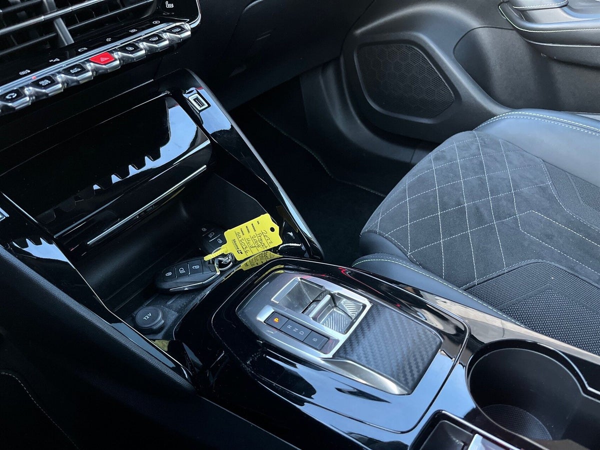 Peugeot e-2008 GT Sky billede 15