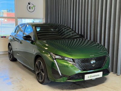 Peugeot e-308 54 GT 5d