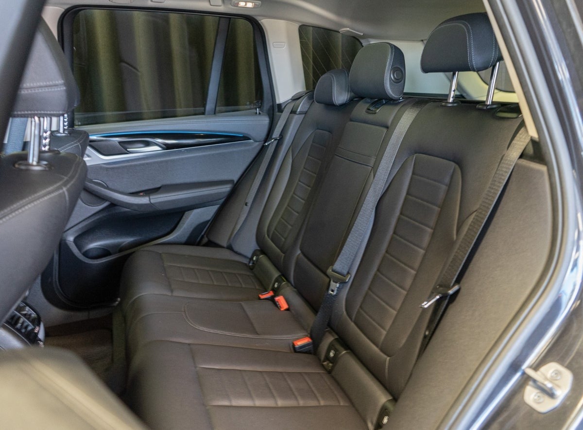 Billede af BMW iX3  Charged
