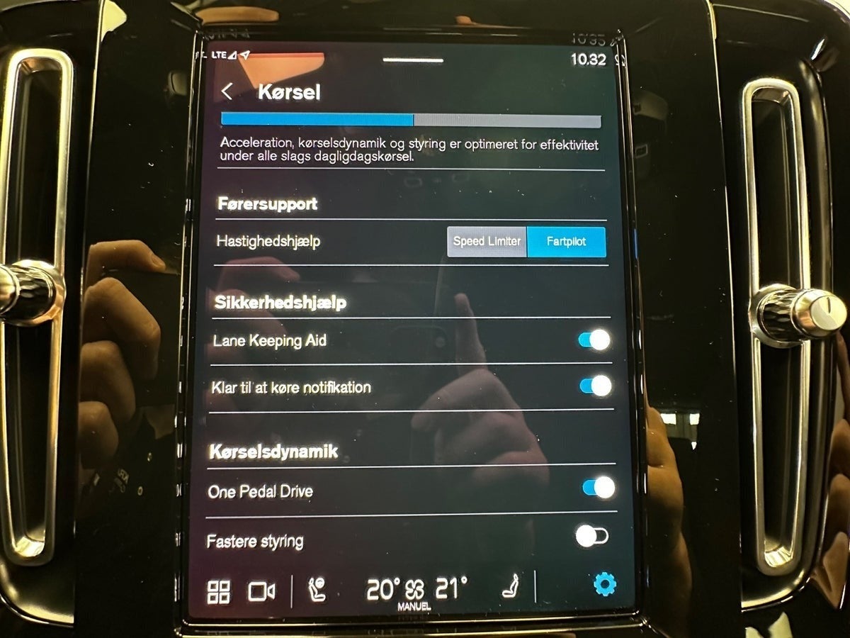 Billede af Volvo XC40  P6 ReCharge Core