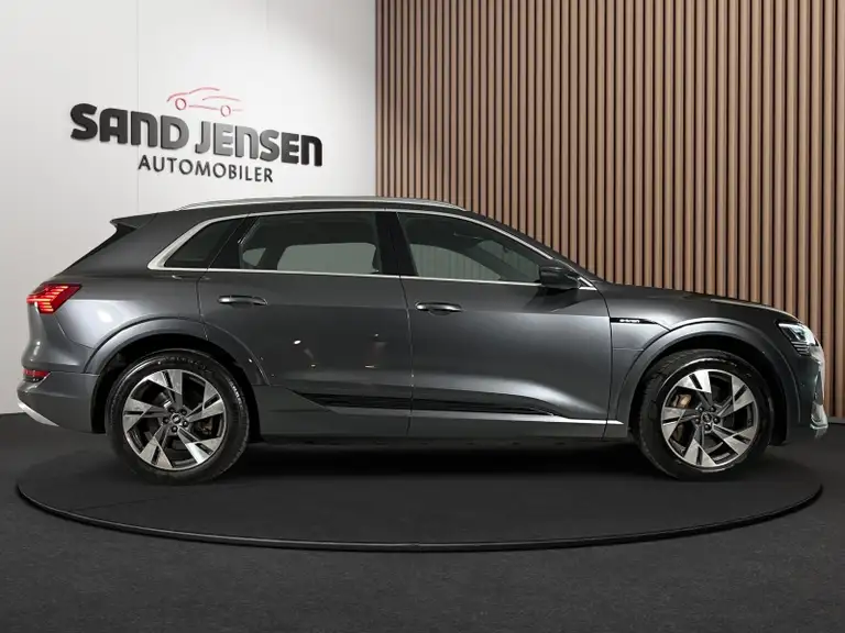 Audi e-tron S-line quattro