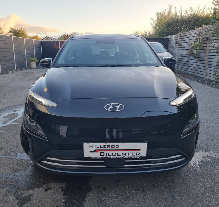 Hyundai Kona EV Select