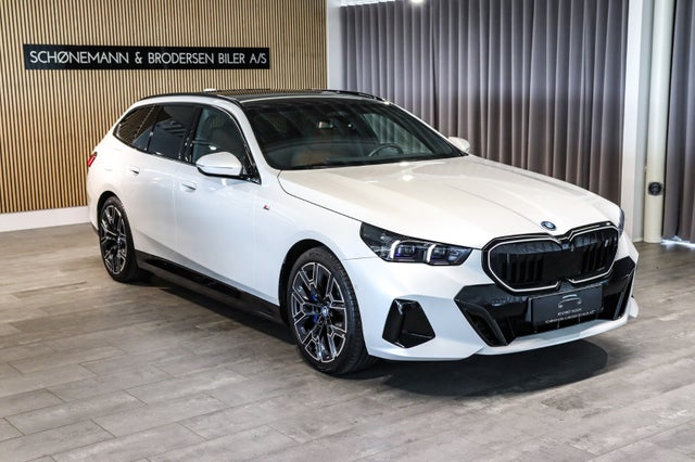 BMW i5  eDrive40 Touring M-Sport Pro