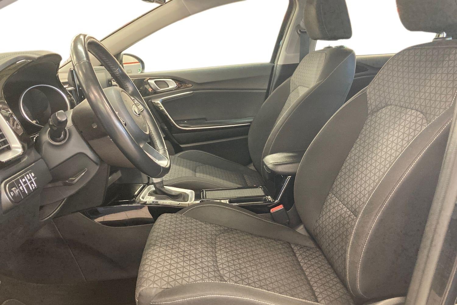 Billede af Kia Ceed 1,6 PHEV Prestige SW DCT