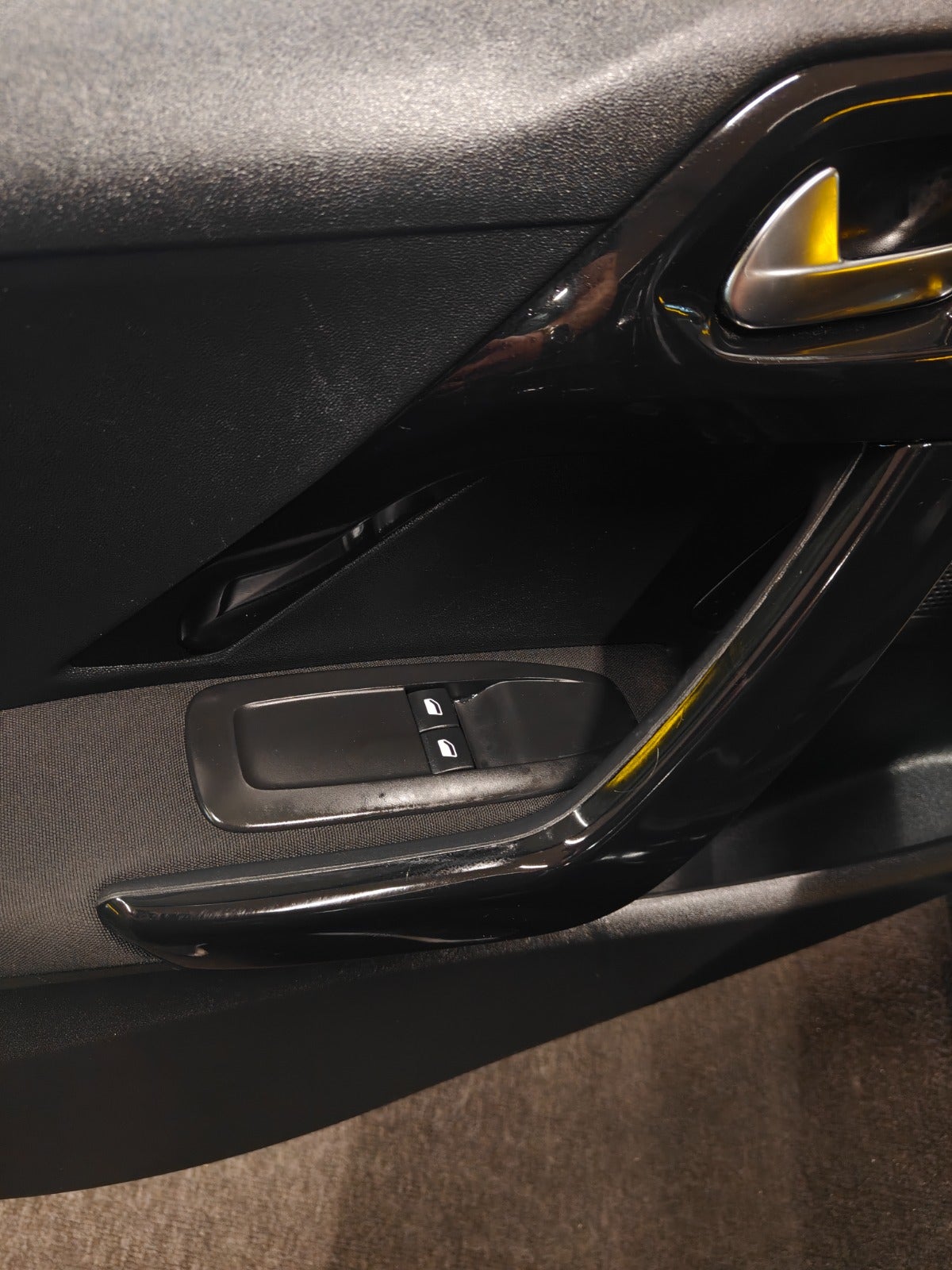 Billede af Peugeot 208 1,0 VTi Access