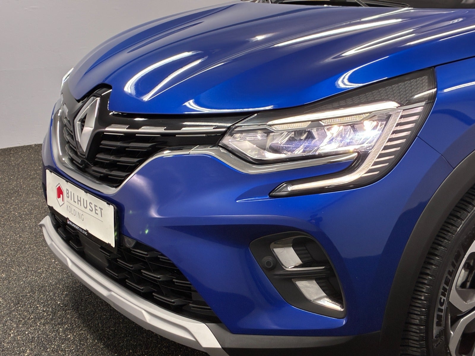 Billede af Renault Captur 1,6 E-Tech Intens