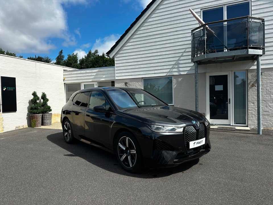 BMW iX xDrive40 Sport