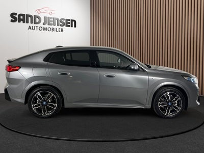 BMW iX2 xDrive30 M-Sport Van