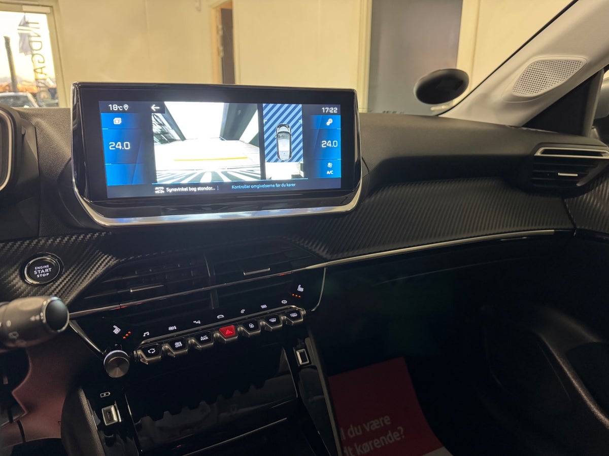 Peugeot 208 PureTech 100 Platin Sport Peugeot 208 PureTech 100 Platin Sport