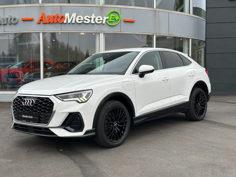 Audi Q3 TFSi e Attitude plus S-tr.