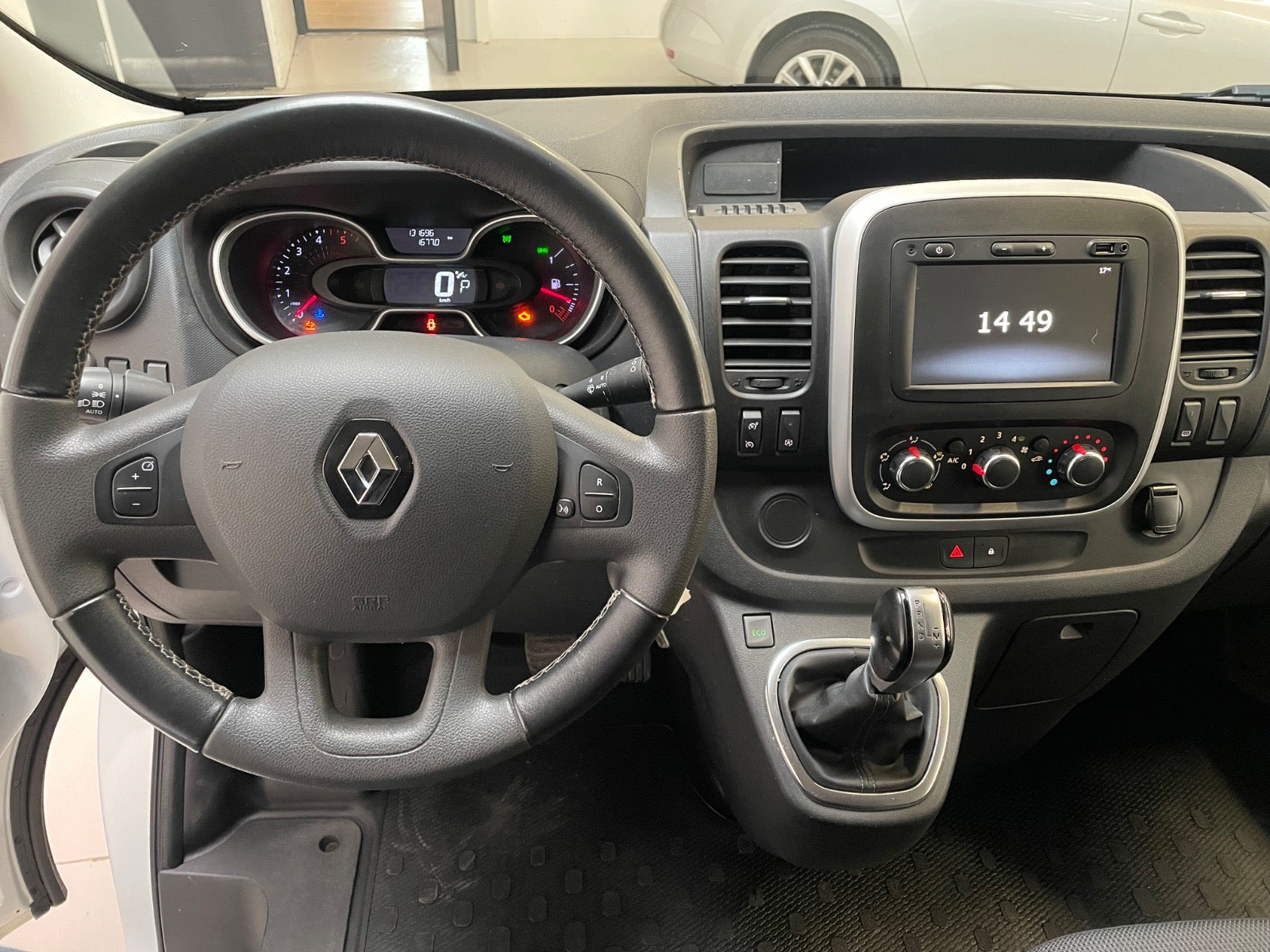 Billede af Renault Trafic T29 2,0 dCi 170 L2H1 EDC