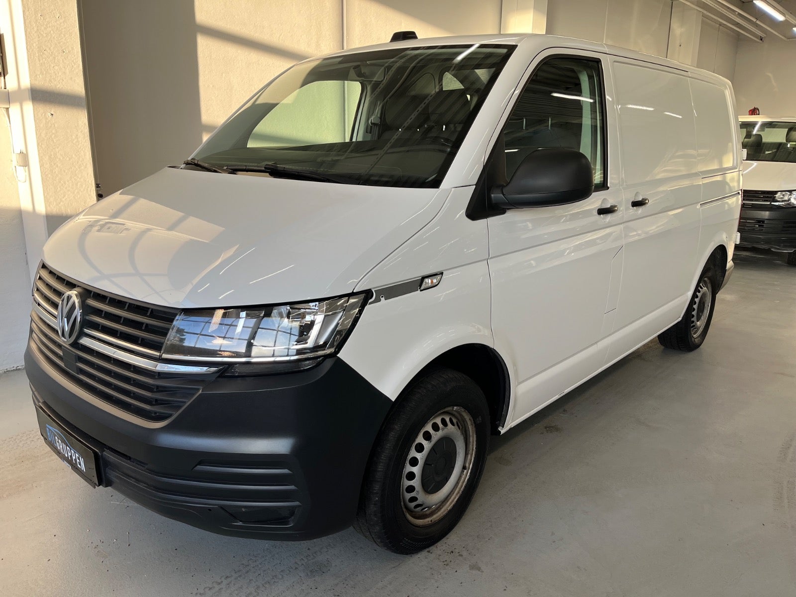 Billede af VW Transporter 2,0 TDi 150 Kassevogn DSG 4Motion kort