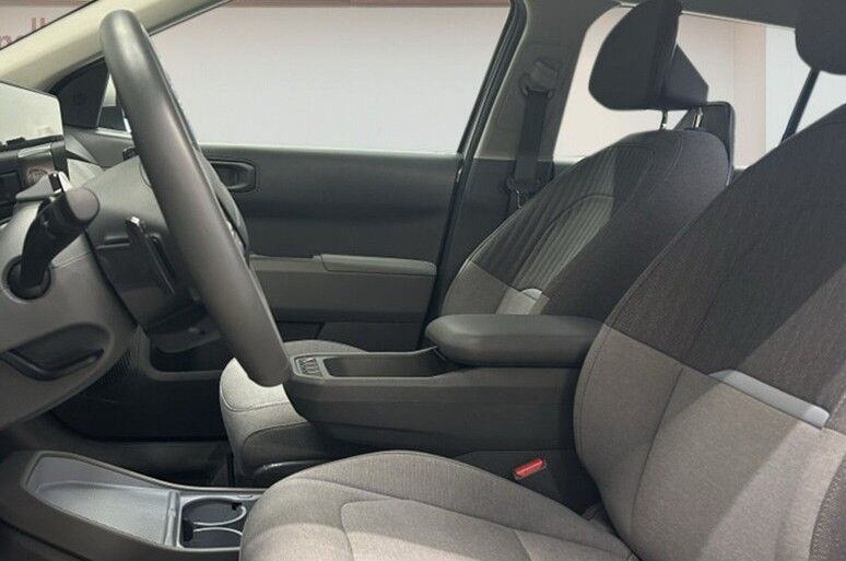 Kia EV3 Standard Range Access