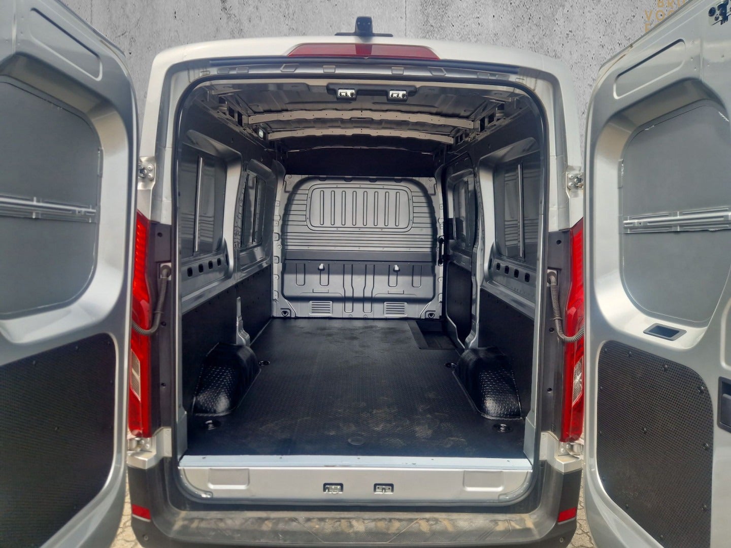 Billede af Maxus e-Deliver 9 72 L2H2 Kassevogn