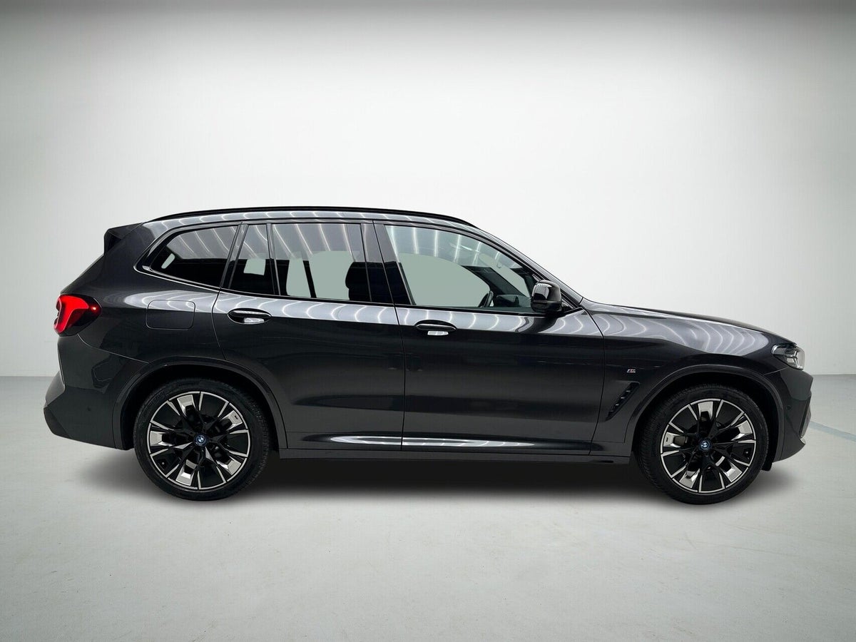 BMW iX3 Charged Plus M-Sport billede 5