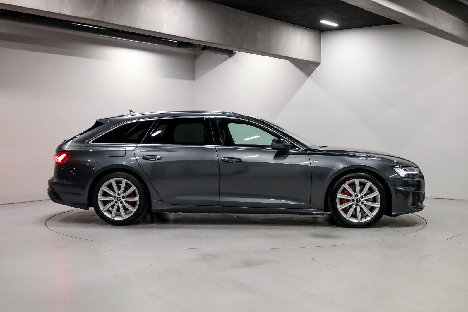 Audi A6 55 TFSi e S-line Avant quattro S-tr.