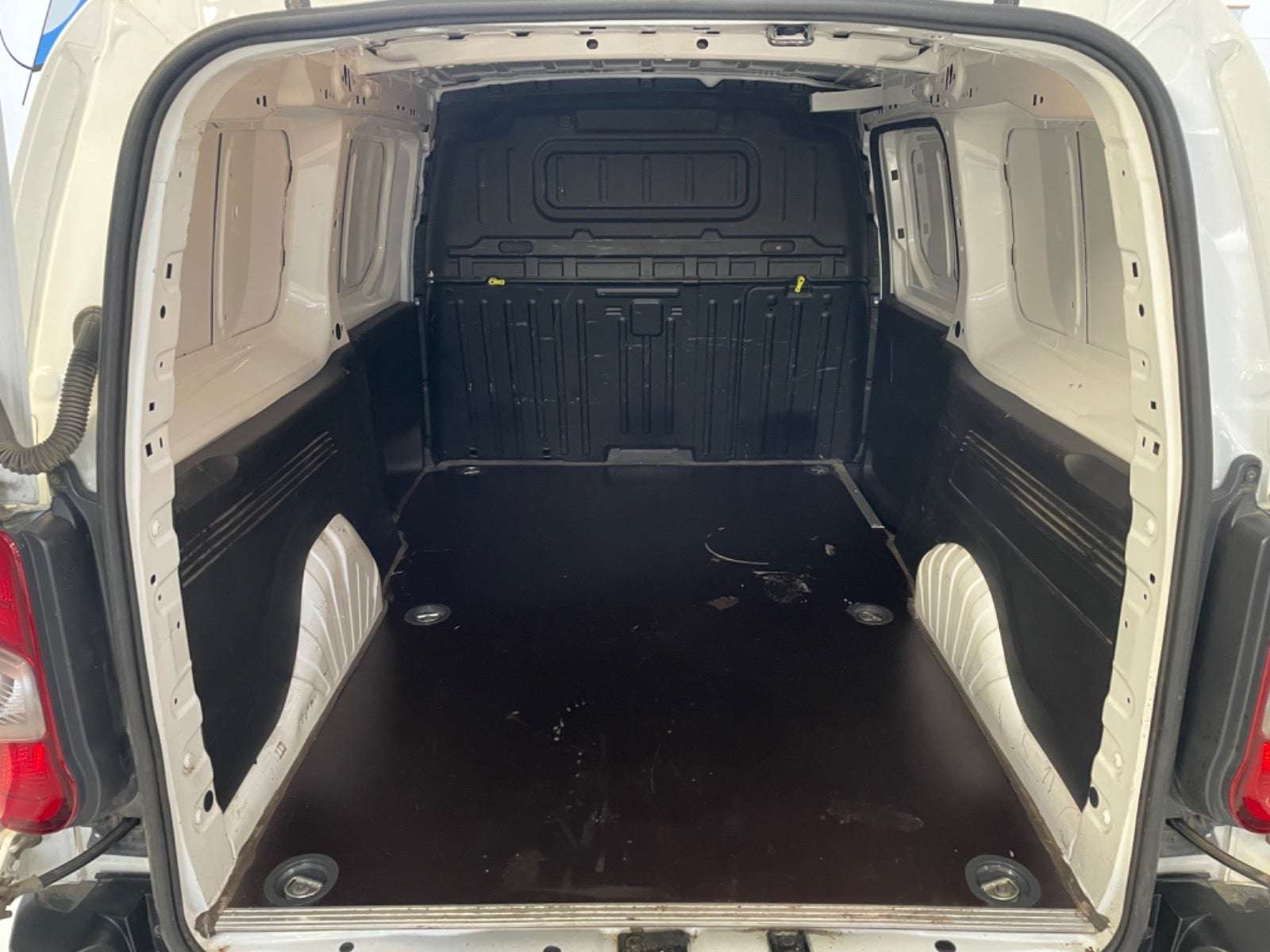 Billede af Opel Combo 1,5 D 100 Enjoy L2V2