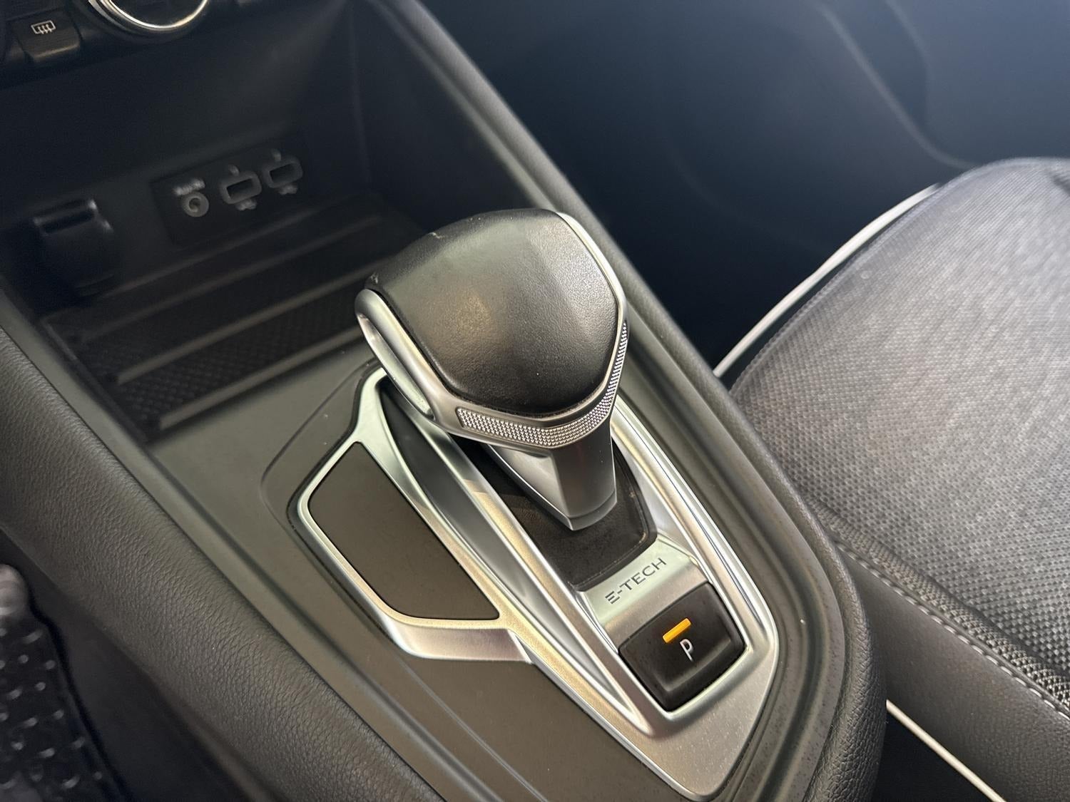 Billede af Renault Captur 1,6 E-Tech Intens