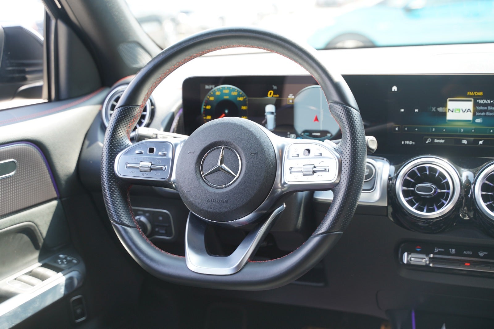 Billede af Mercedes EQB250  AMG Line