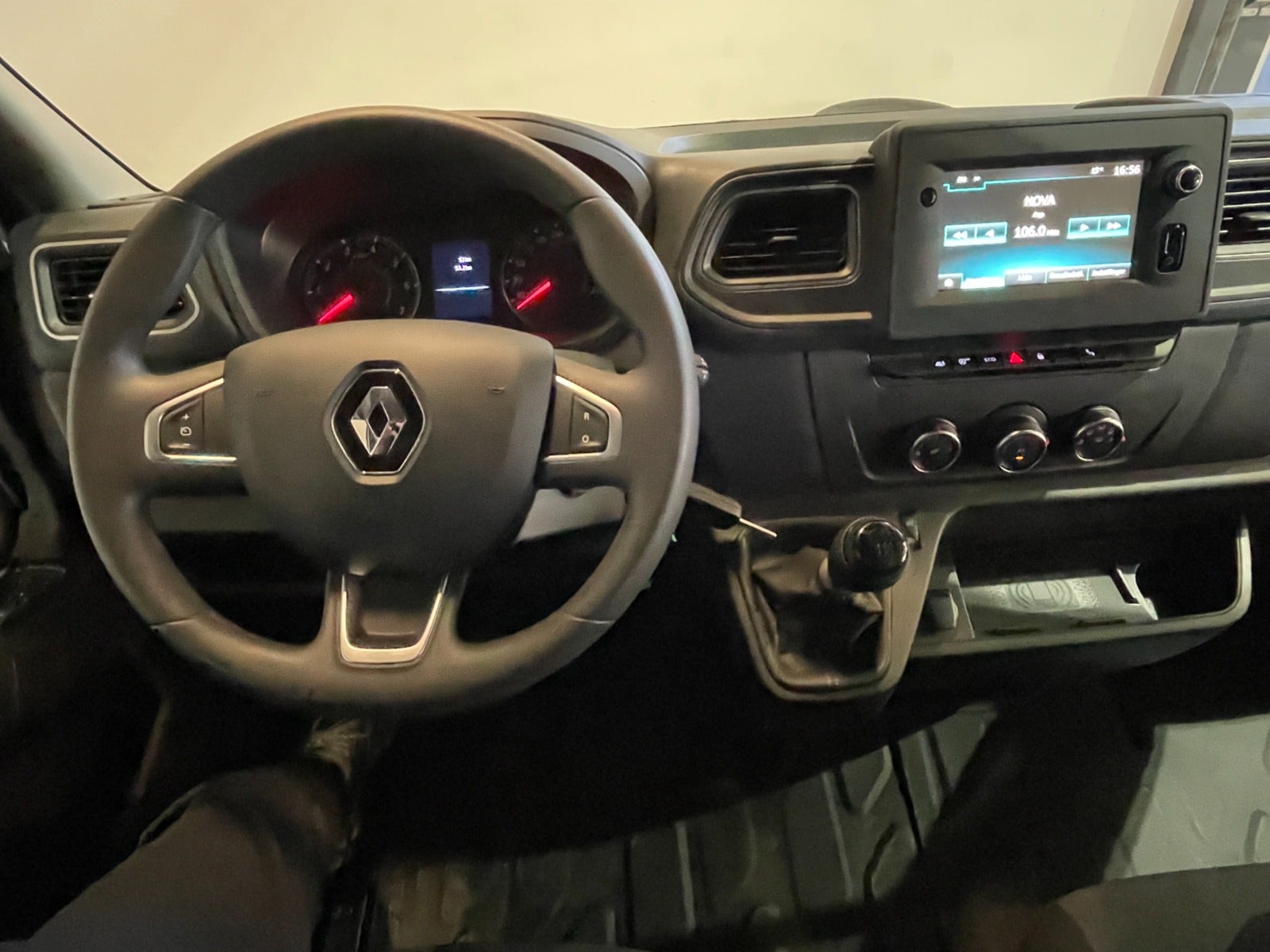 Renault Master IV T33 dCi 150 L2H2 Kassevogn Tekno