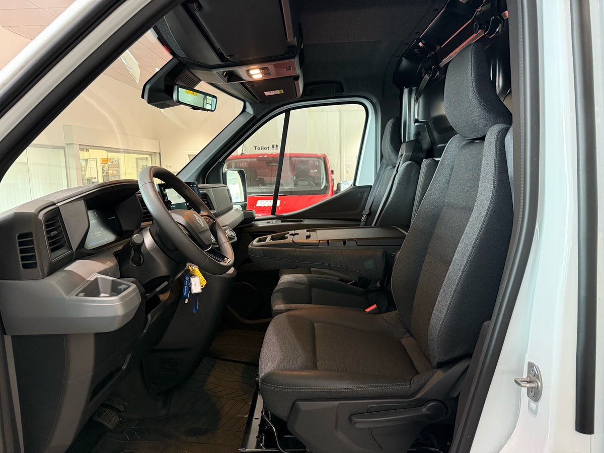 Renault Master V T35 E-Tech L2H2 Kassevogn billede 7