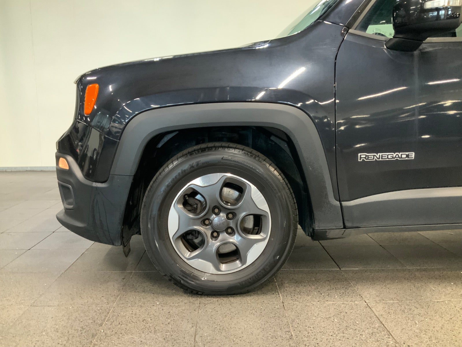 Jeep Renegade (3/8)