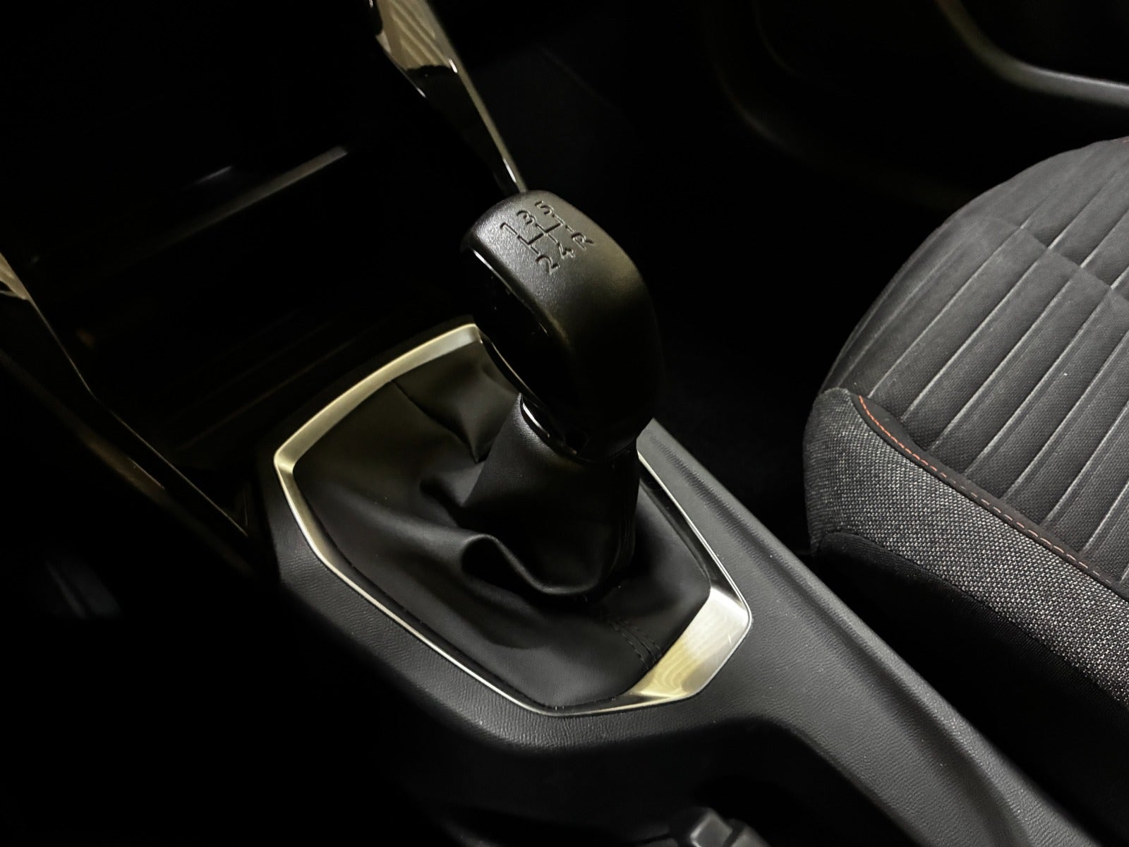 Billede af Peugeot 208 1,2 PureTech 75 Active Pack
