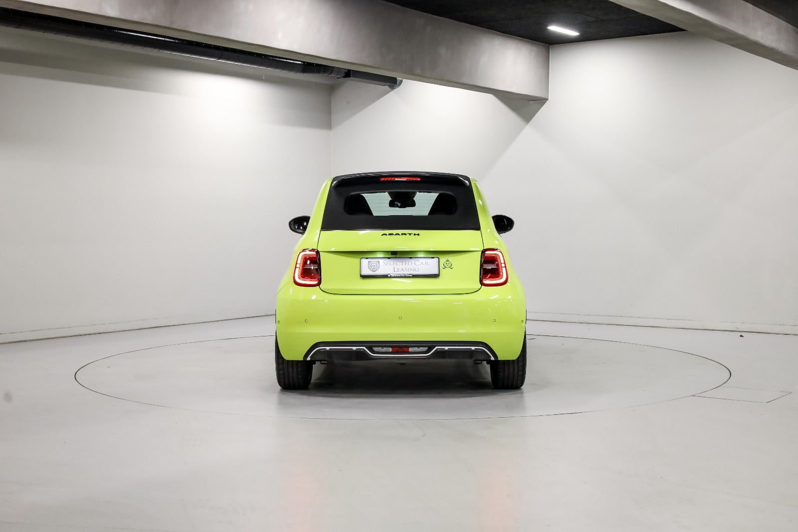 Abarth 500e Scorpionissima Cabrio