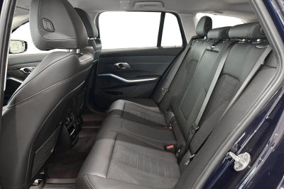 BMW 330e Touring Sport Line aut.